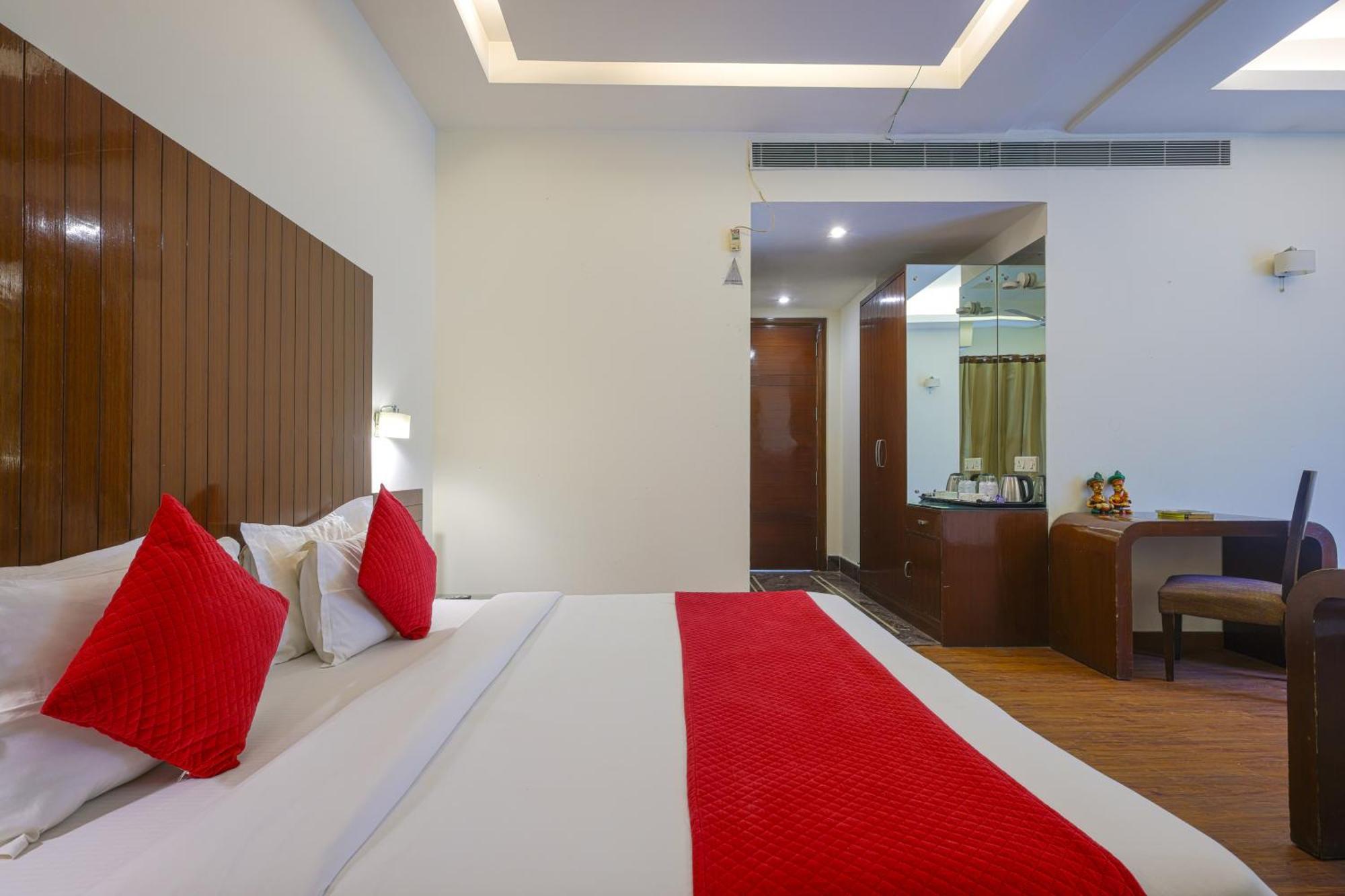 Hotel Haris Mg Road Gurugram Gurgáon Kültér fotó