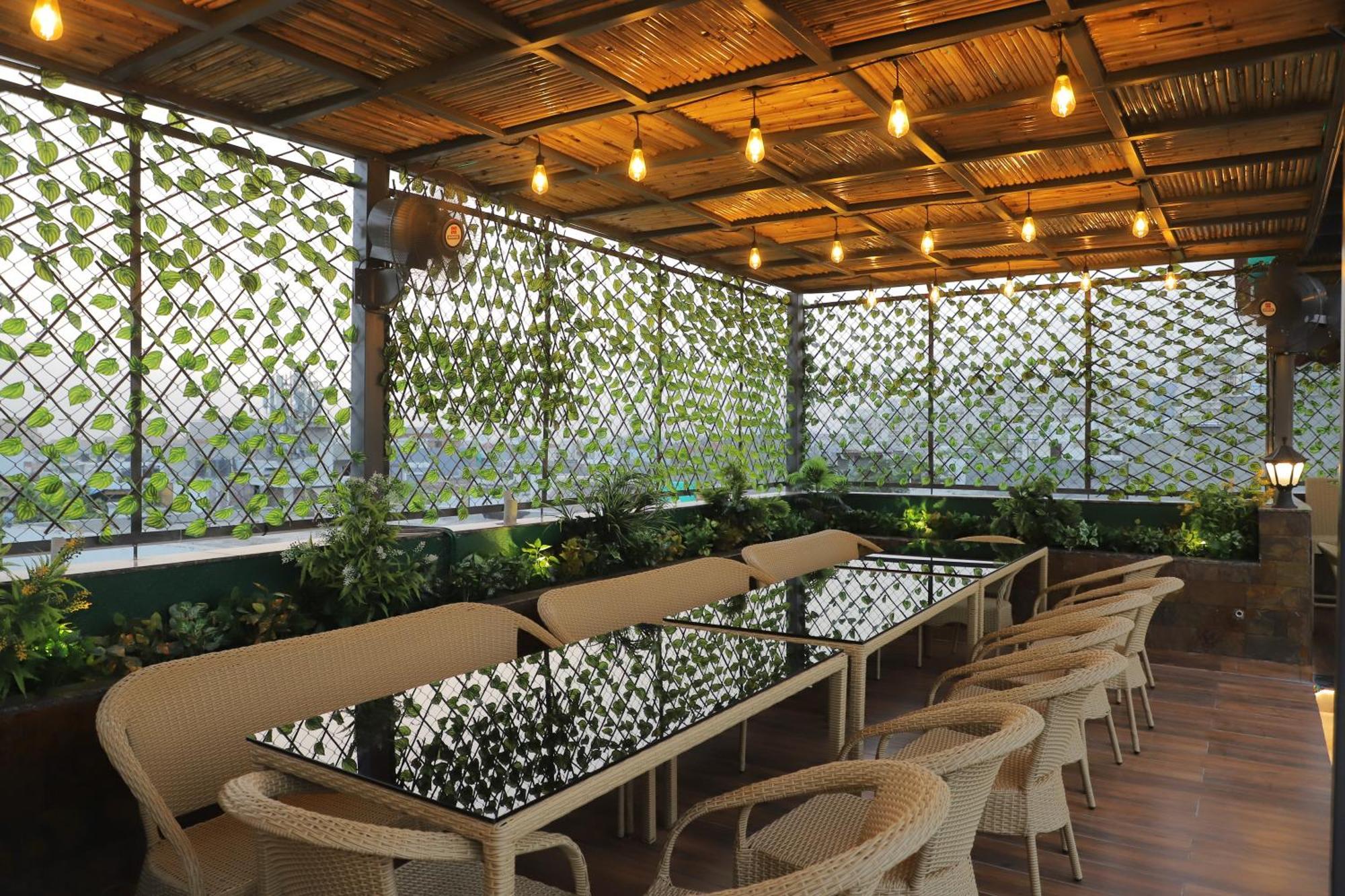 Hotel Haris Mg Road Gurugram Gurgáon Kültér fotó