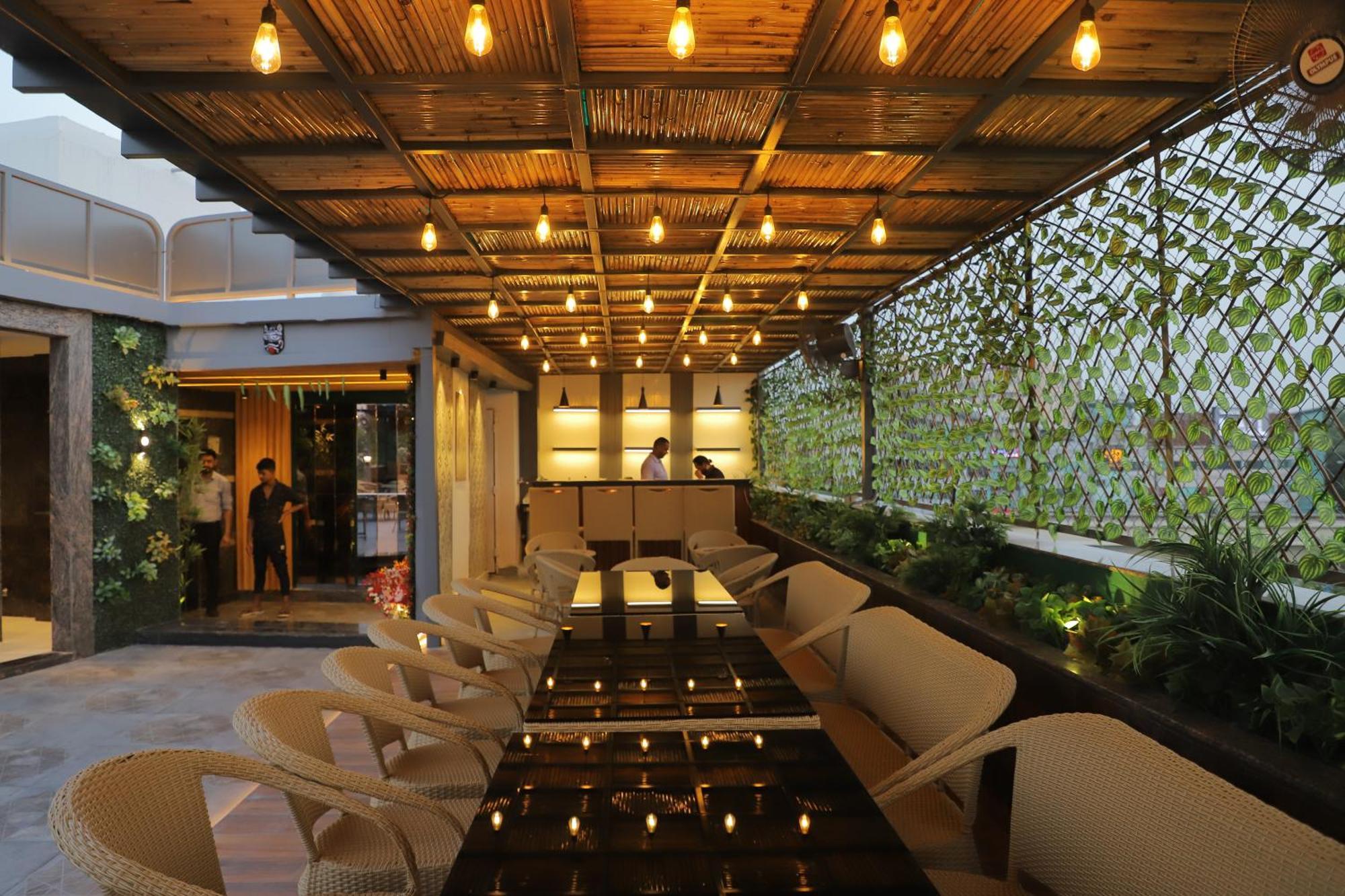 Hotel Haris Mg Road Gurugram Gurgáon Kültér fotó