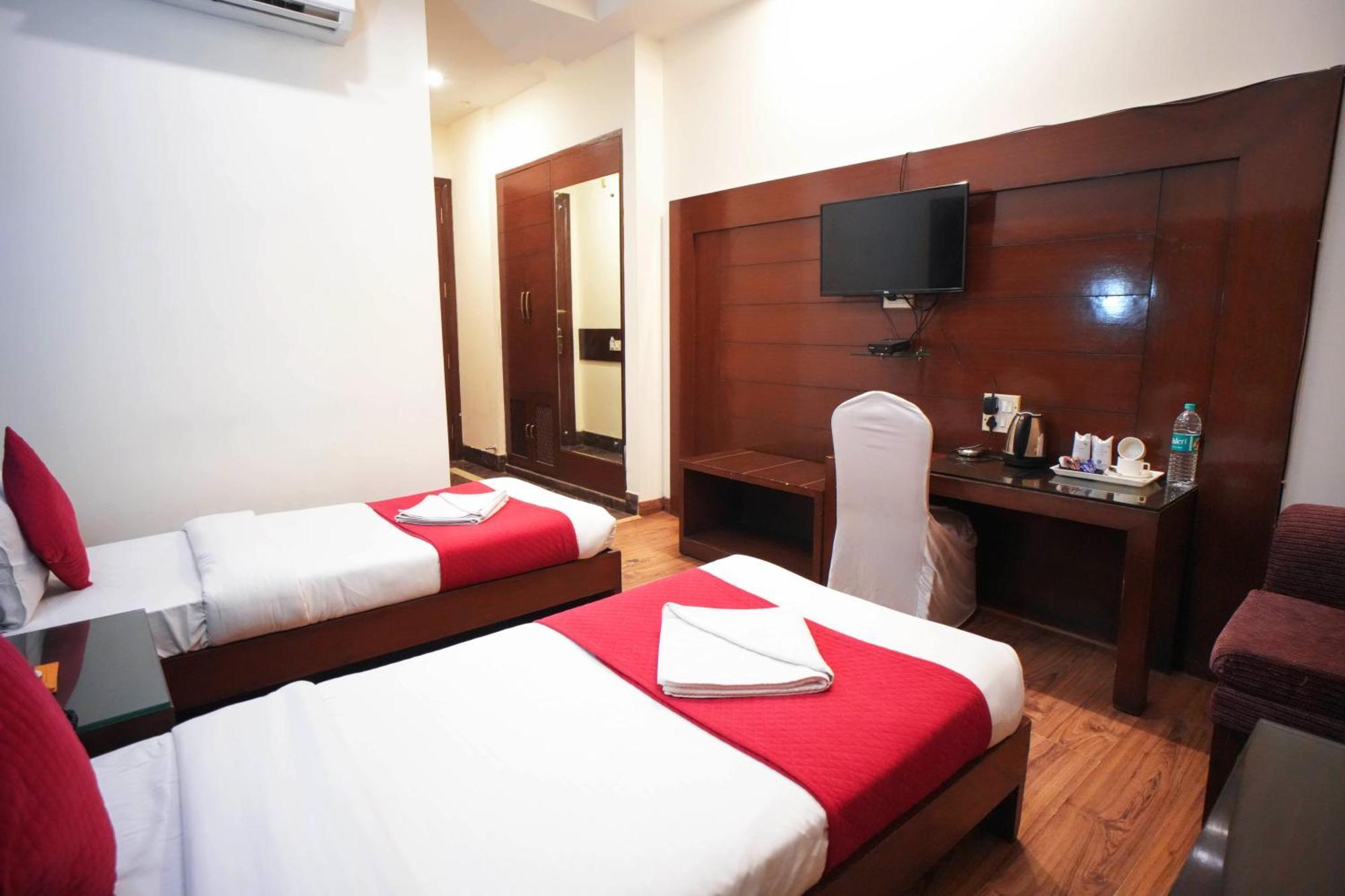 Hotel Haris Mg Road Gurugram Gurgáon Kültér fotó
