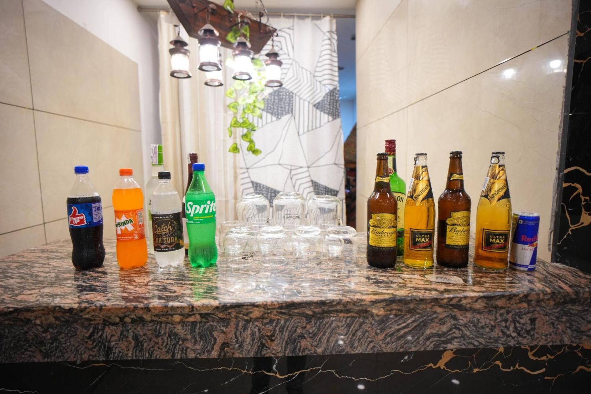 Hotel Haris Mg Road Gurugram Gurgáon Kültér fotó