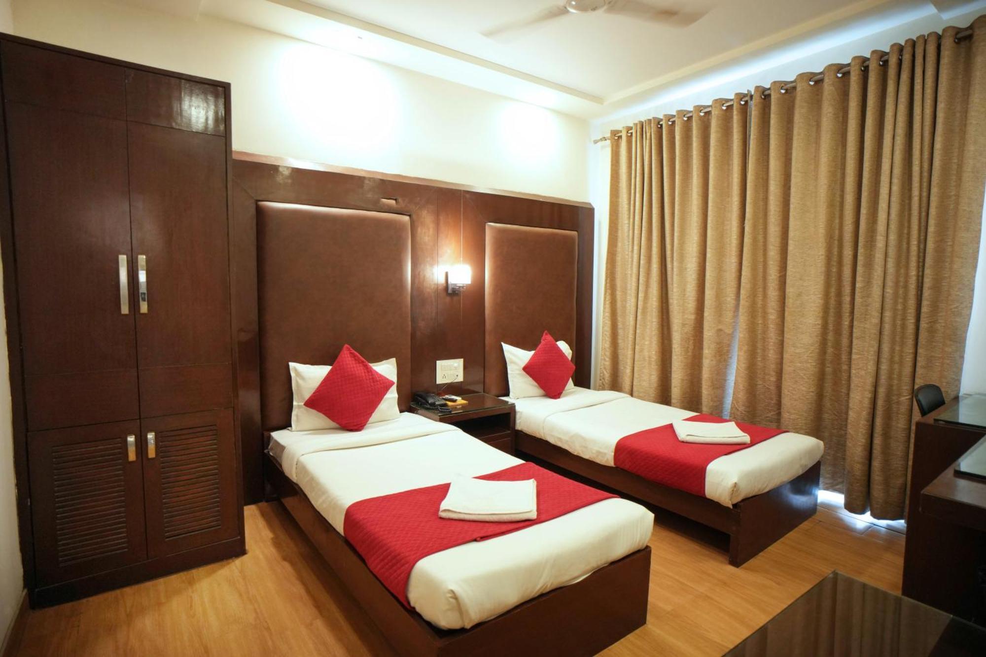 Hotel Haris Mg Road Gurugram Gurgáon Kültér fotó