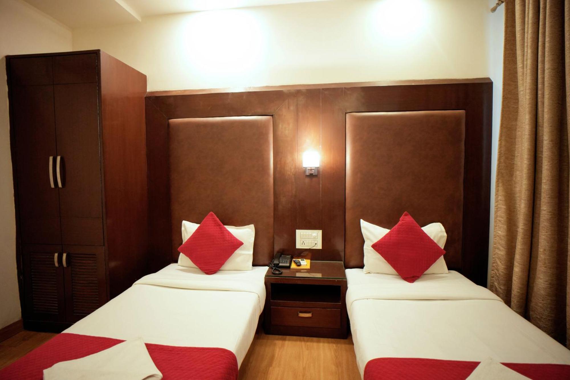 Hotel Haris Mg Road Gurugram Gurgáon Kültér fotó