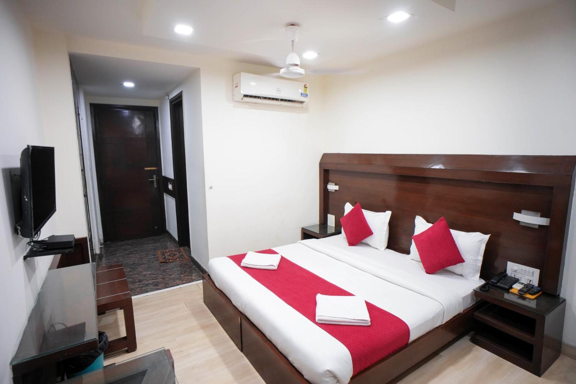 Hotel Haris Mg Road Gurugram Gurgáon Kültér fotó