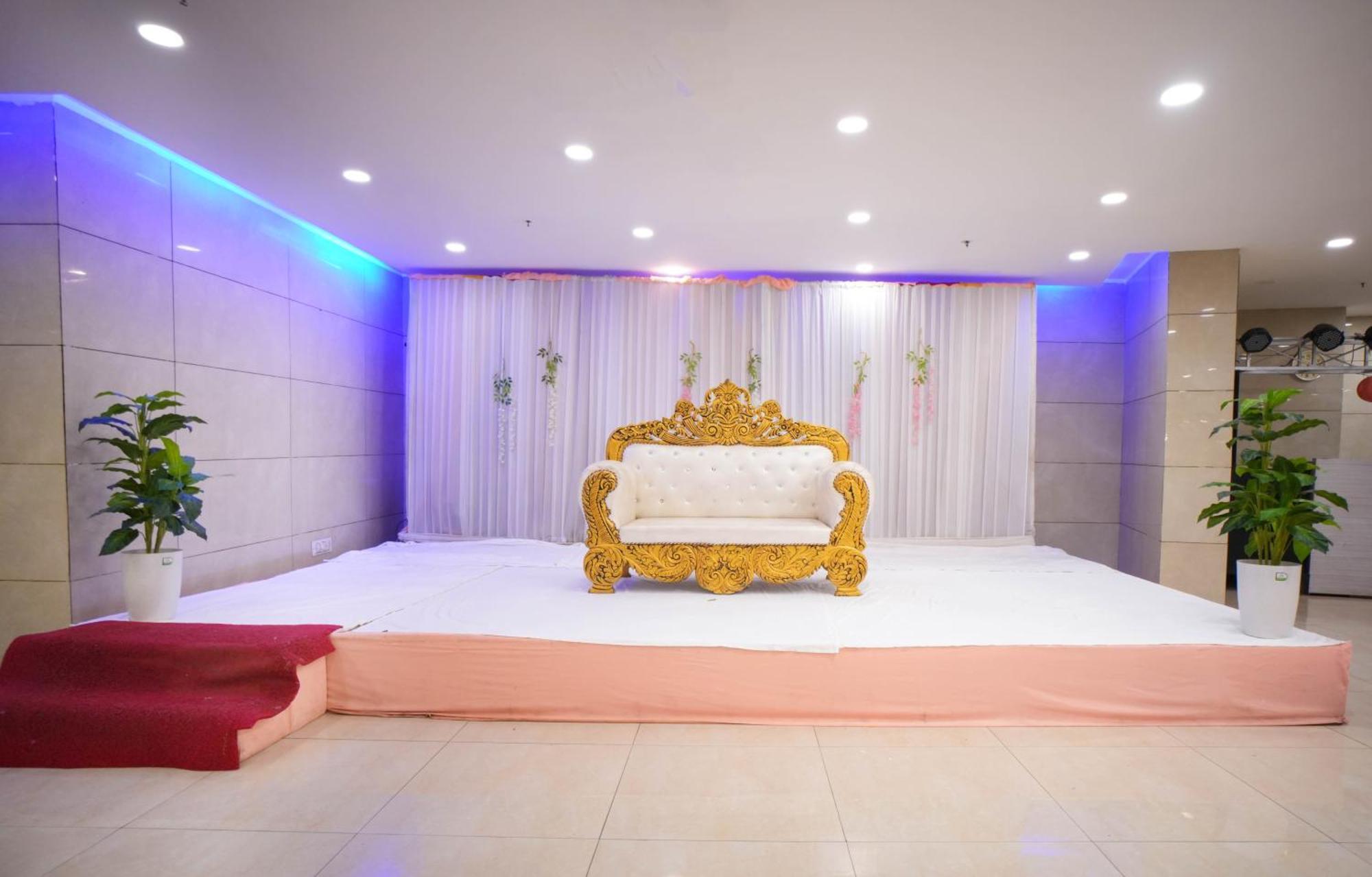 Hotel Haris Mg Road Gurugram Gurgáon Kültér fotó