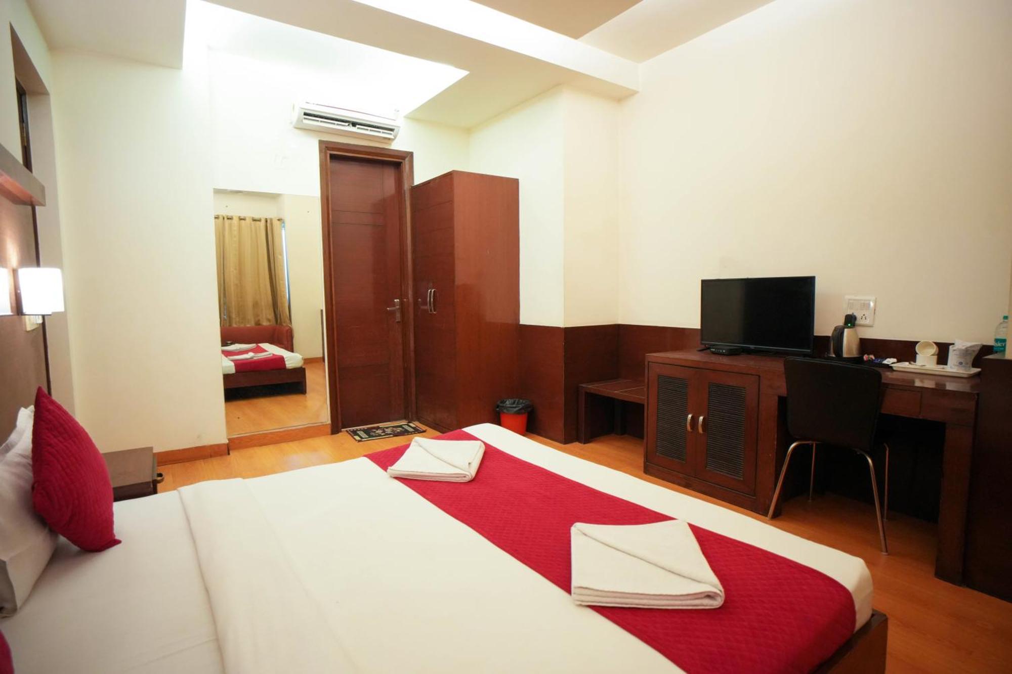 Hotel Haris Mg Road Gurugram Gurgáon Kültér fotó